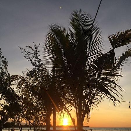 Saeri Matahari Bungalow Gili Air Exterior foto