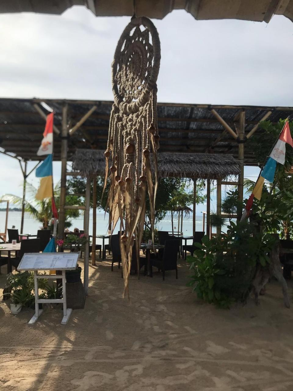 Saeri Matahari Bungalow Gili Air Exterior foto